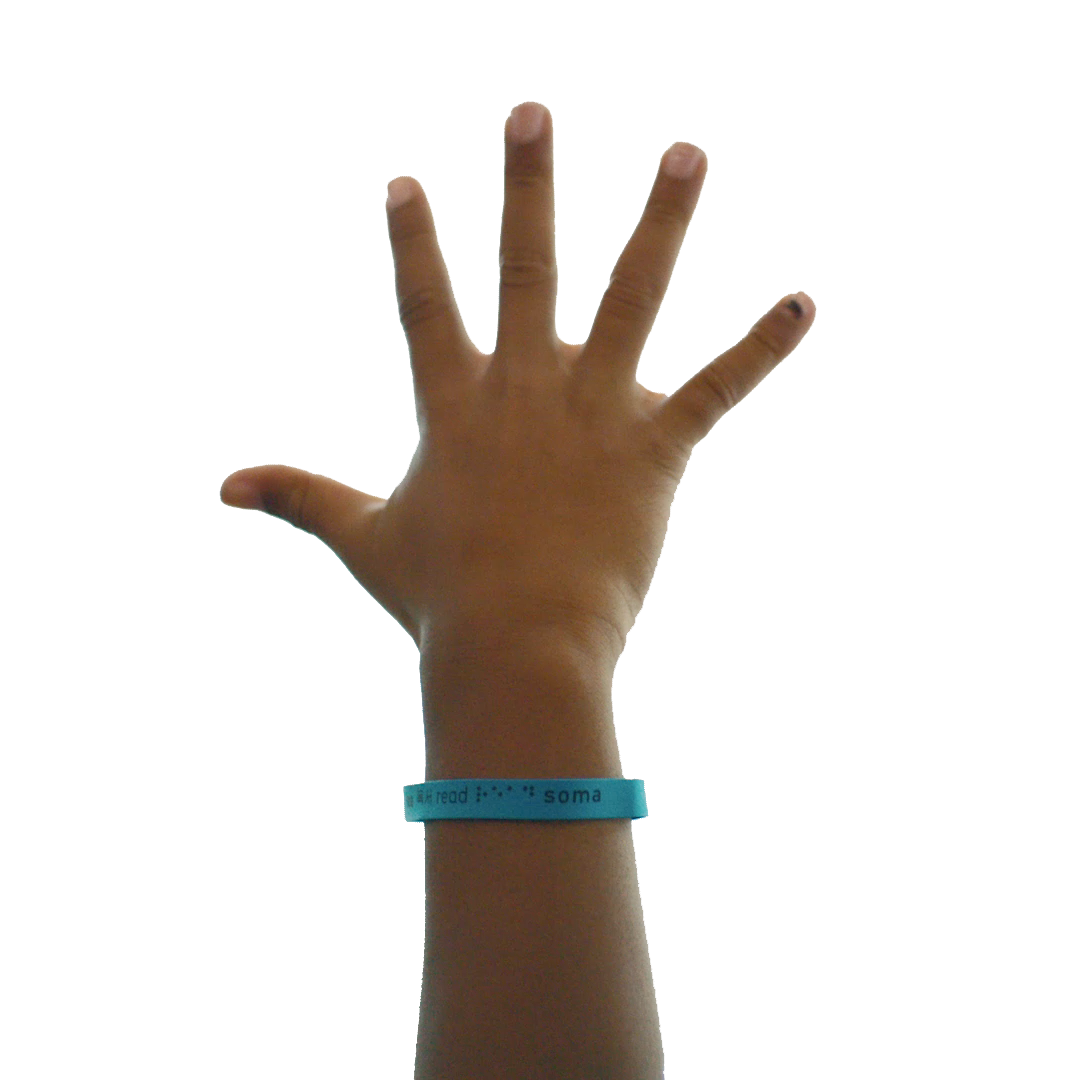 THUMB Curtis 10 Hand JJ pshop 01.png