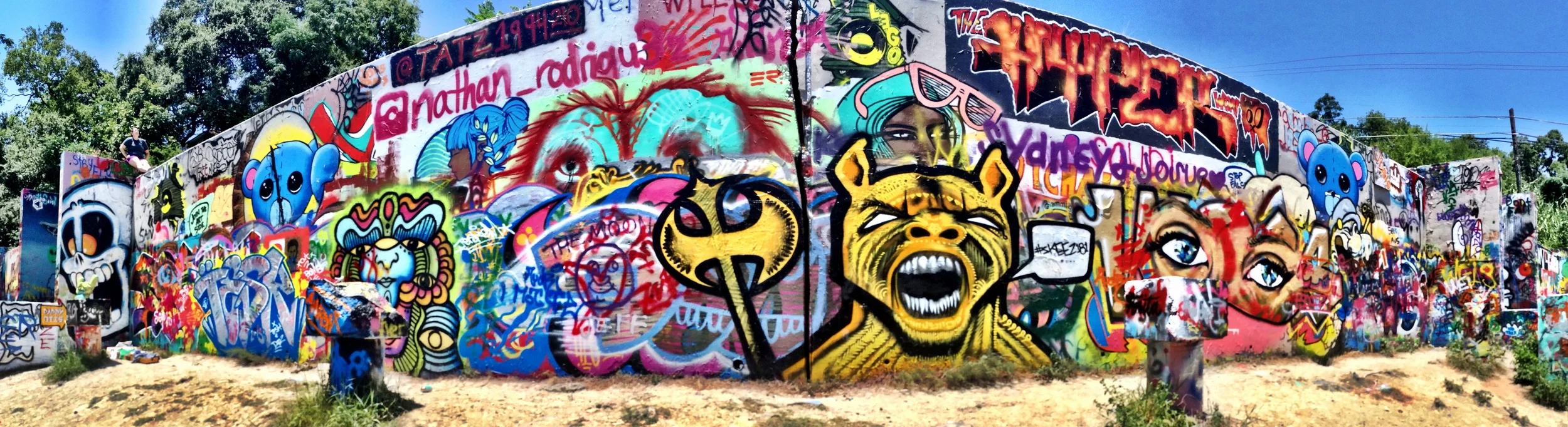  DO: &nbsp;see the graffiti at&nbsp; Jo's Coffee &nbsp;and&nbsp; Hope Outdoor Gallery ,&nbsp; Baby A's&nbsp; for Purple Rita's if tequila is your thing (tequila and I broke up on college, so this wasn't my favorite), and&nbsp; Lambert's &nbsp;for Sun