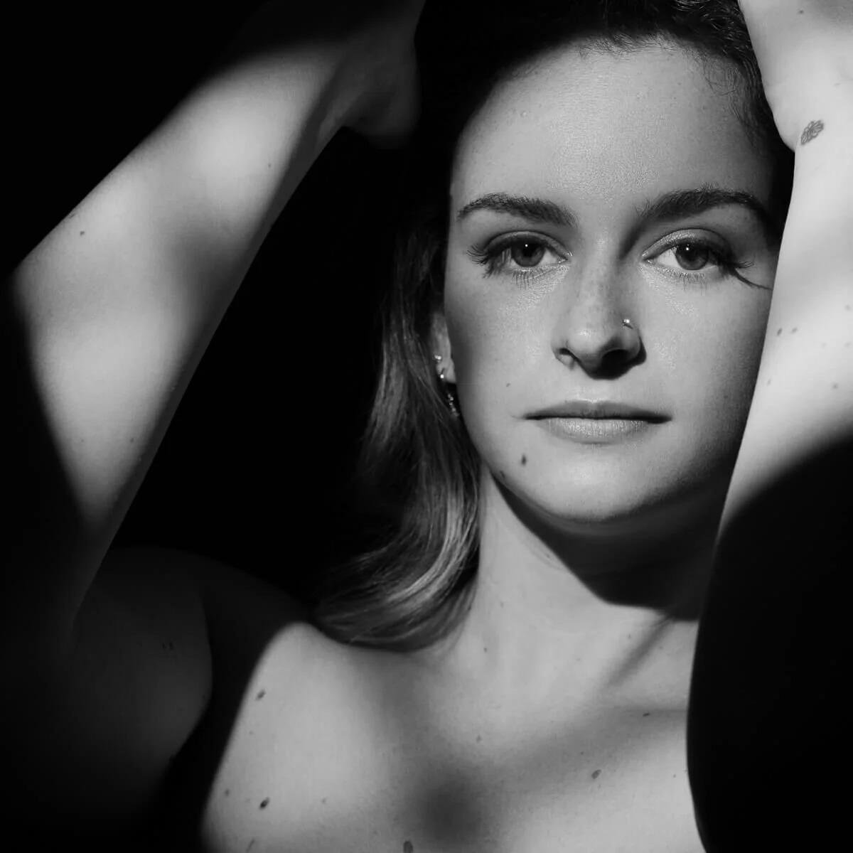 intimate-photographs-2-uai-1200x1200.jpg