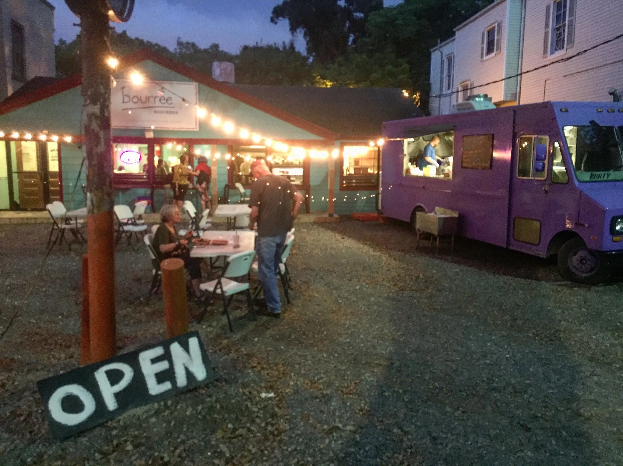 Bourree At Boucherie