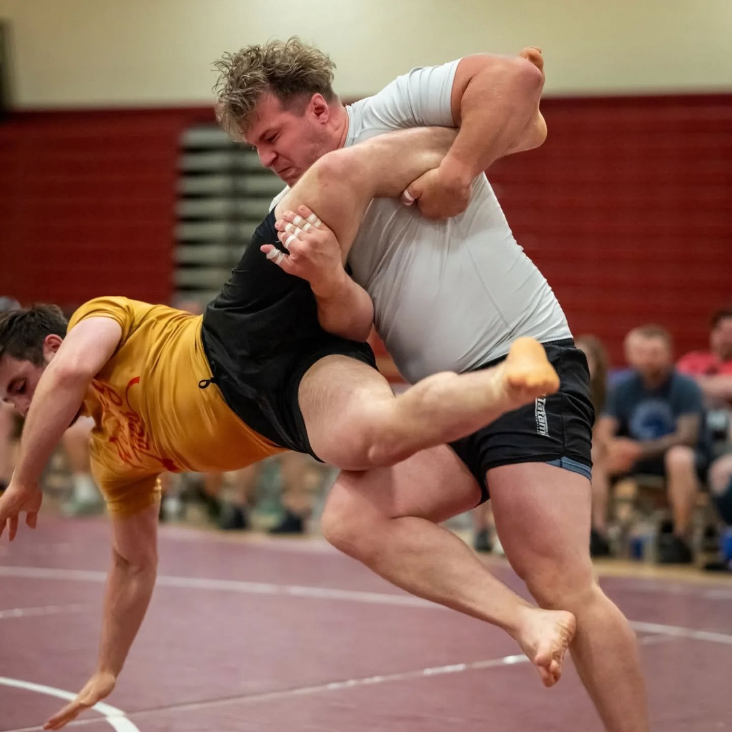 GRAPPLE; 4 LIFE X SPECTRUM JIU JITSU

Our team had the honor of competing in the second Grapple; 4 Life invitational. Four of our athletes, Ray Miller, Seth Miller, Chris Payne, and Justin Amidan, represented Spectrum Jiu Jitsu. We were also grateful