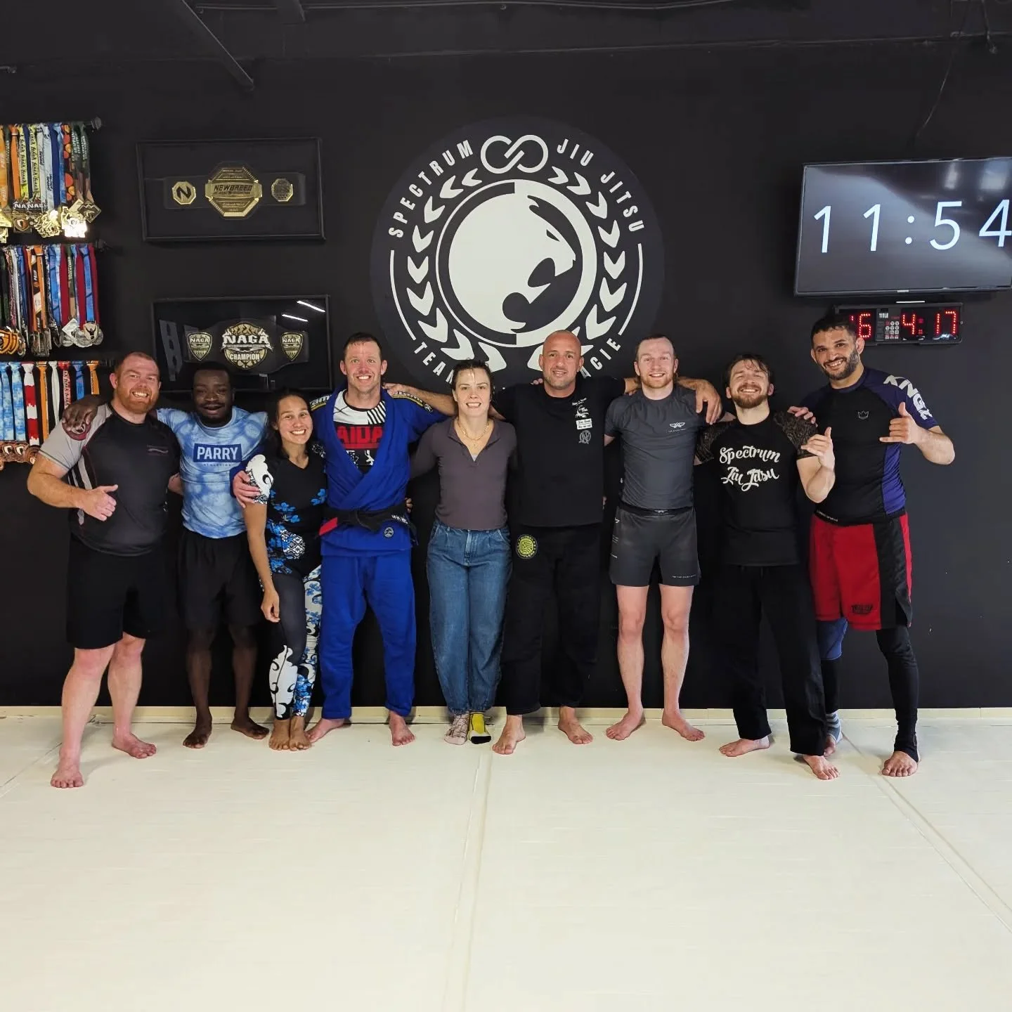 SPECTRUM JIU JITSU X ABMAR BARBOSA JIU JITSU 

Thank you to our friends from @abmarbjjacademy for stopping by to train at today's open mat!