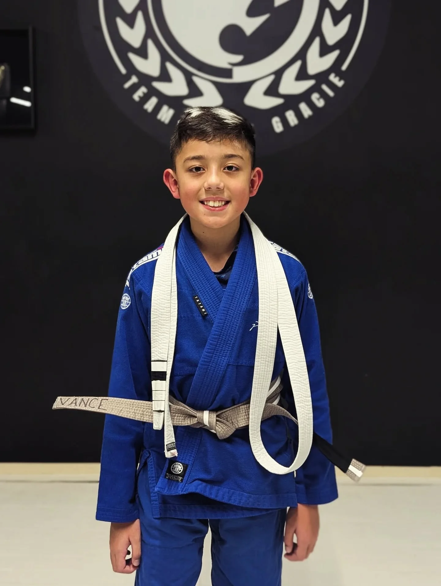 VANCE // GREY-WHITE BELT