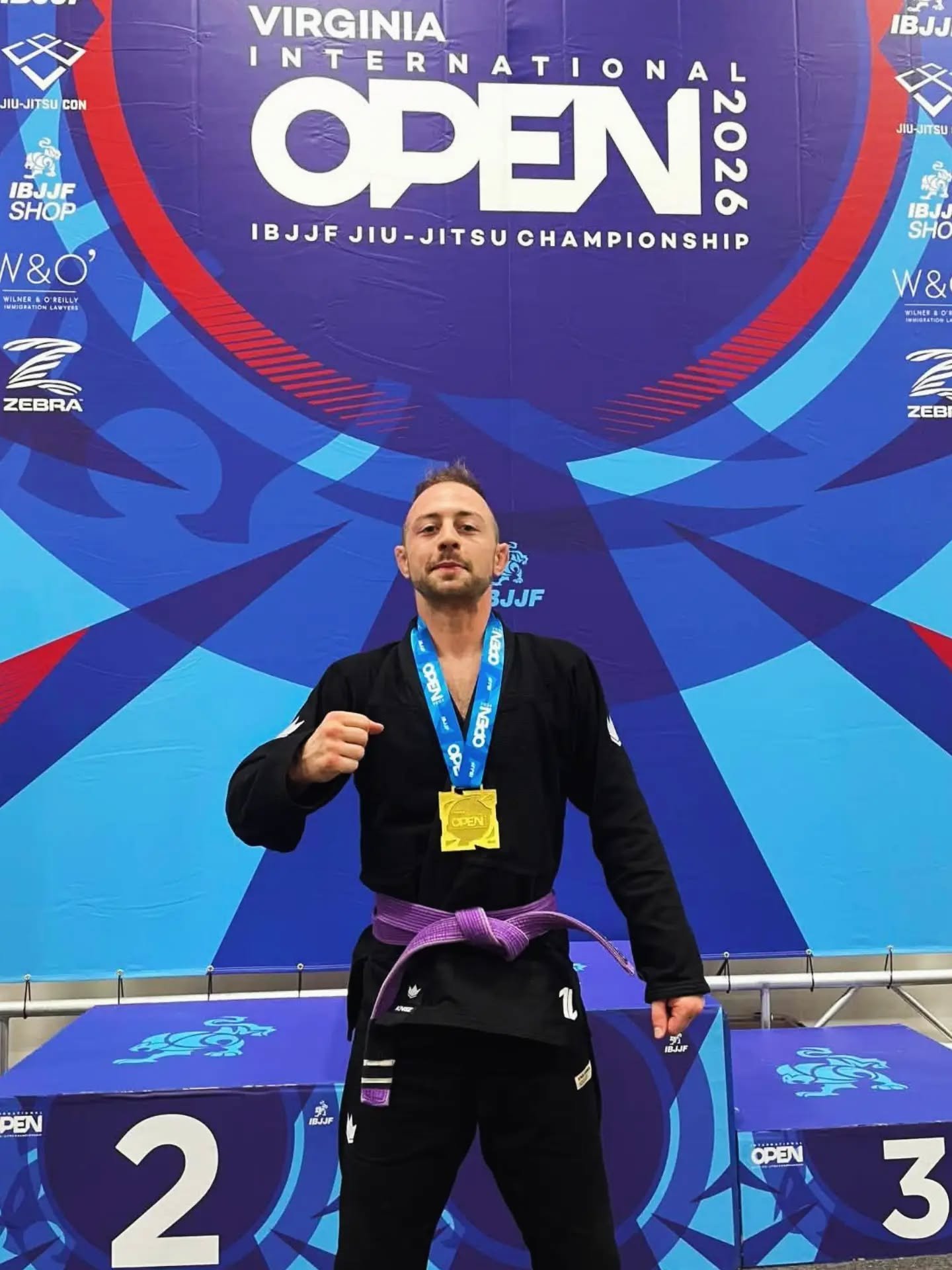 RYAN MEUSHAW // IBJJF VIRGINIA OPEN // 🥇

Ryan had two wins to secure gold at the IBJJF Virginia Open in the adult featherweight purple belt gi division.