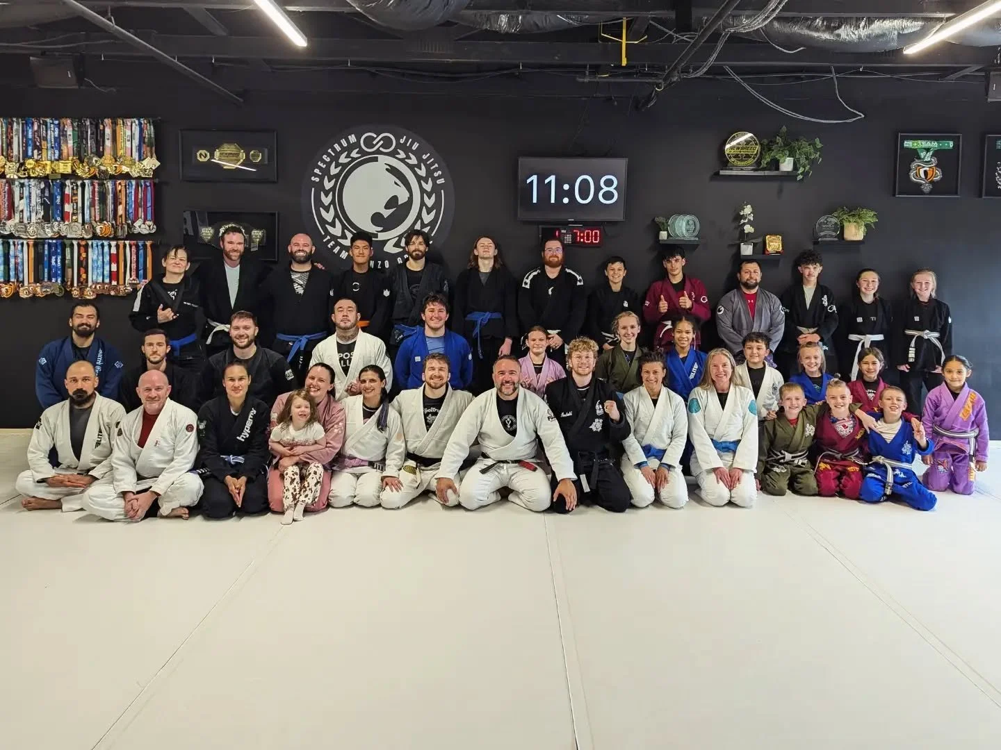 SPECTRUM JIU JITSU X FRANCISCO NETO // JUDO FOR BJJ SEMINAR

Thank you to Professor Neto for sharing his knowledge with our students! We appreciate the energy and techniques you brought to the mat.