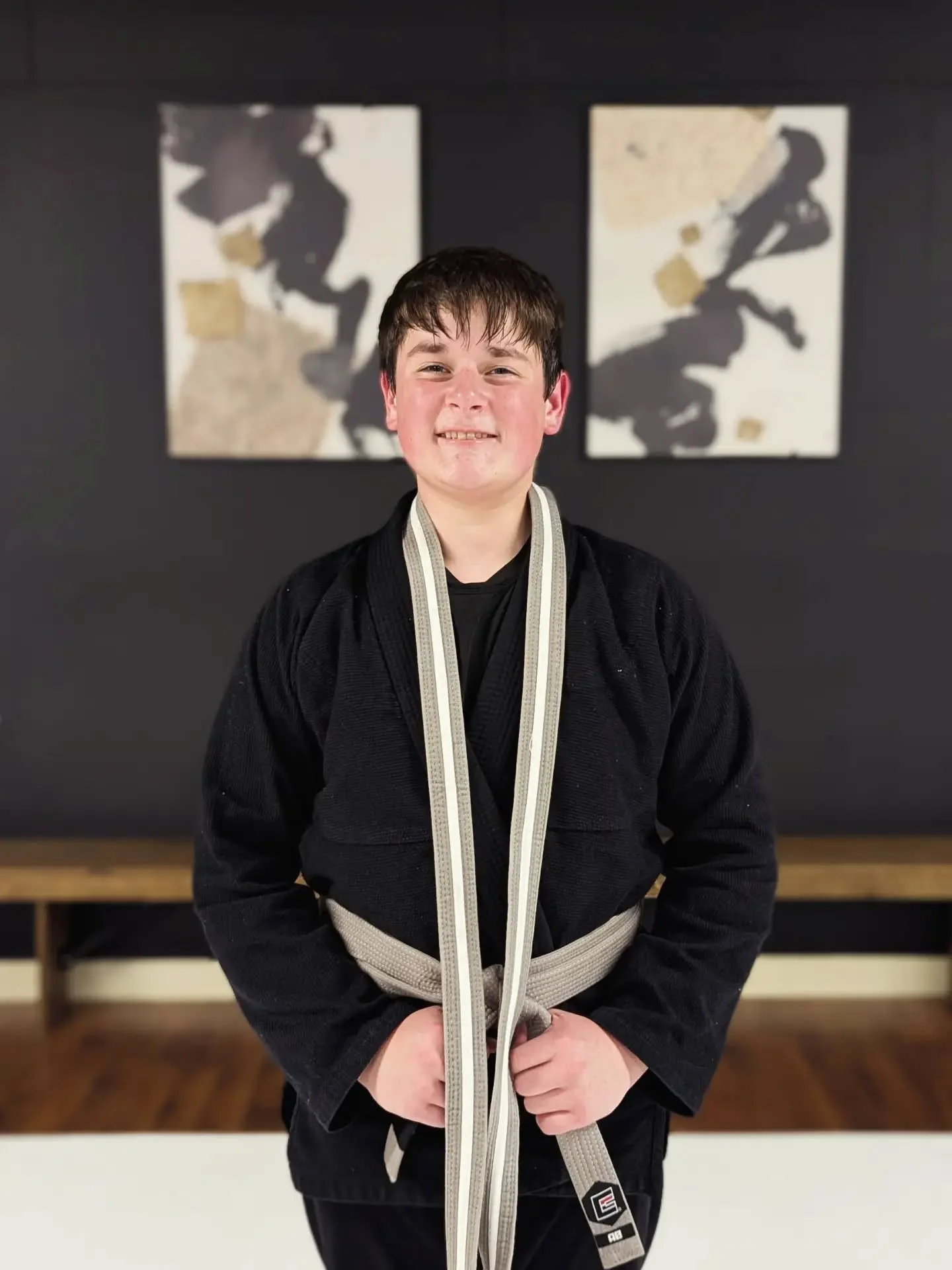 MAVERICK // GREY BELT
