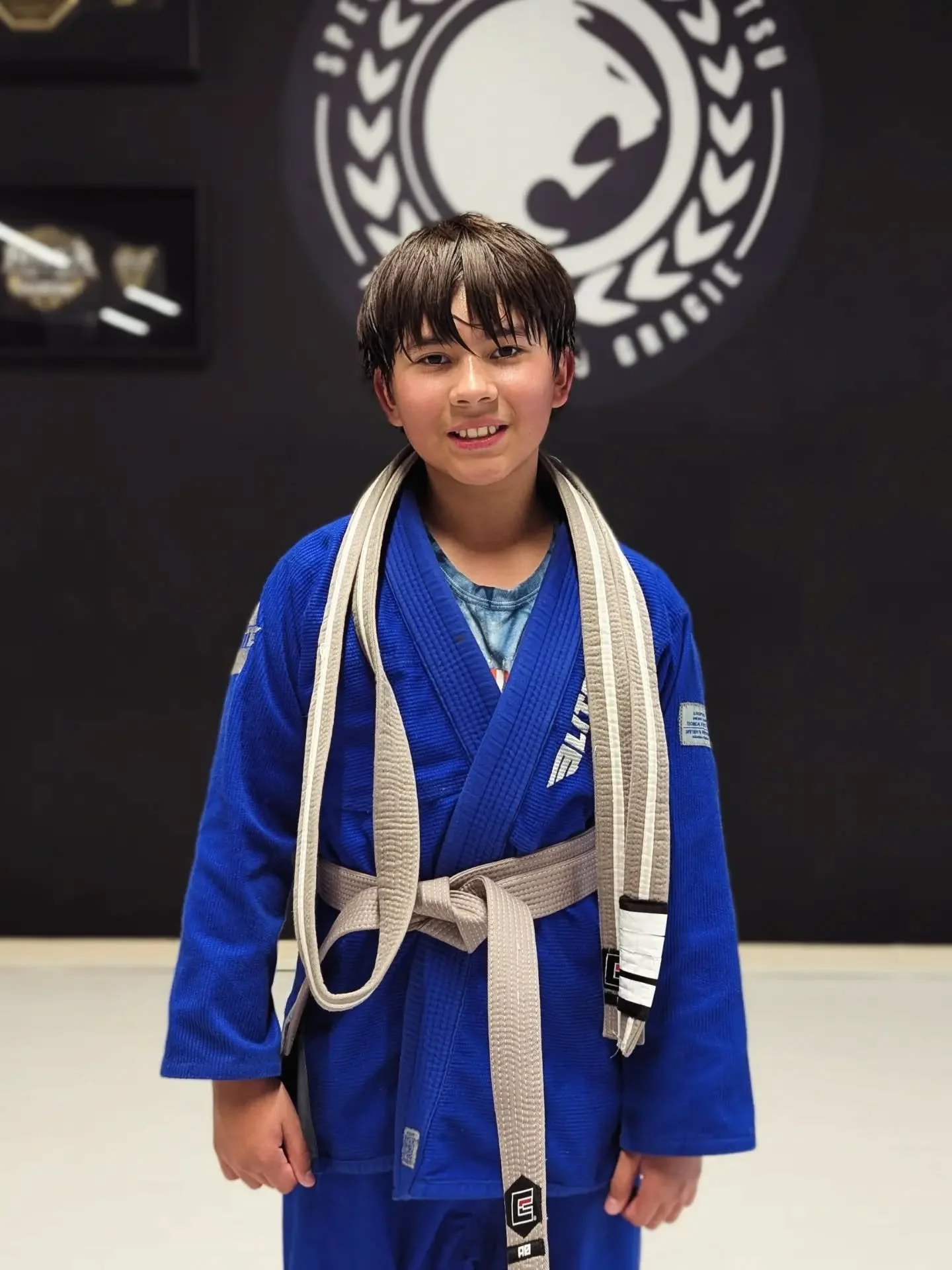 AIDAN // GREY BELT