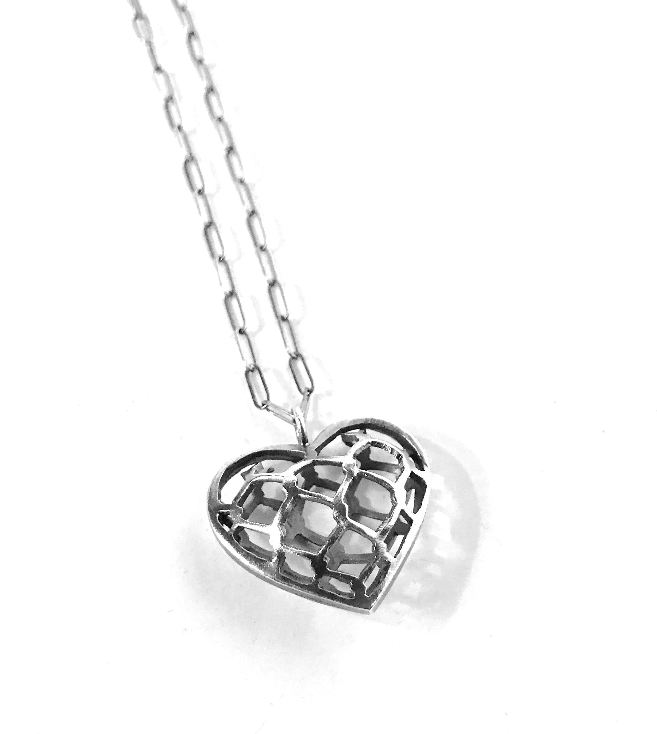 Chain Link Fence Puffy Heart Necklace