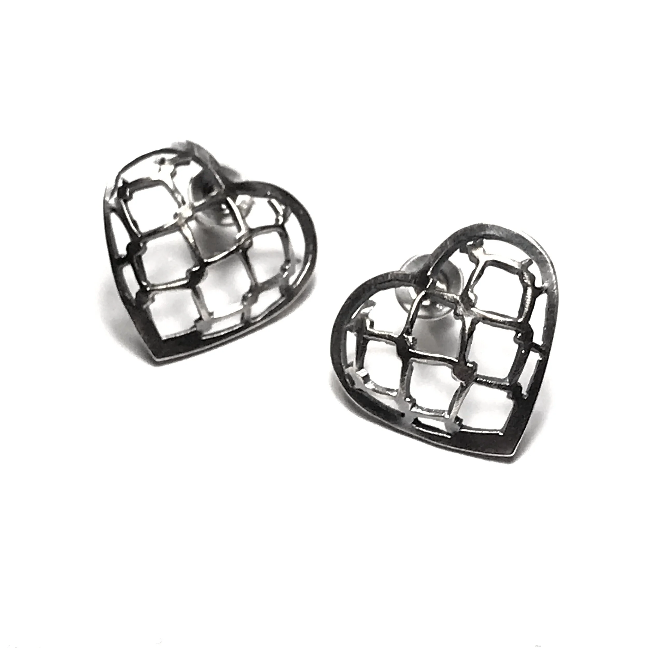 Chain Link Fence Puffy Heart Post Earrings