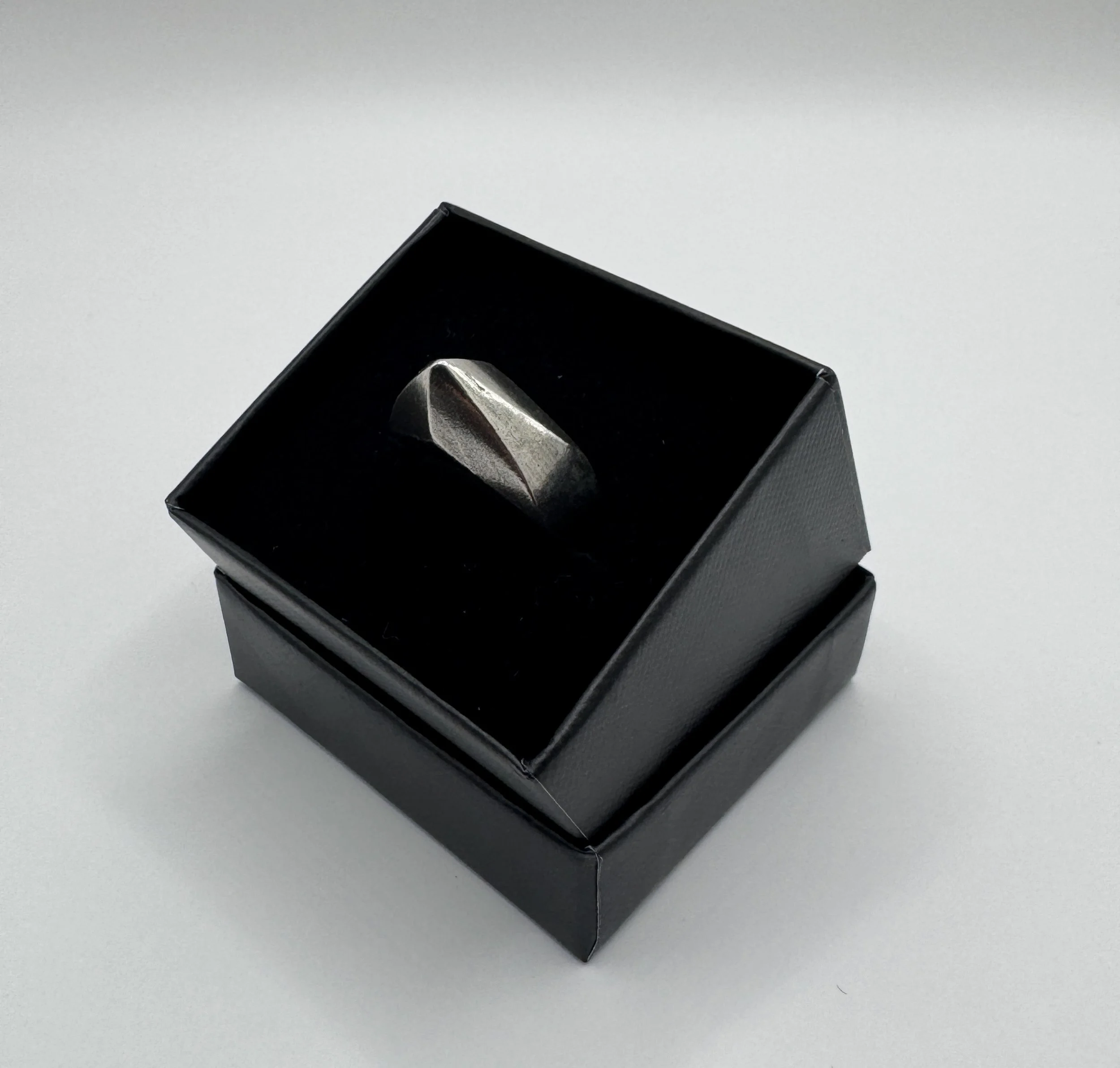 Urban Thorn Ring