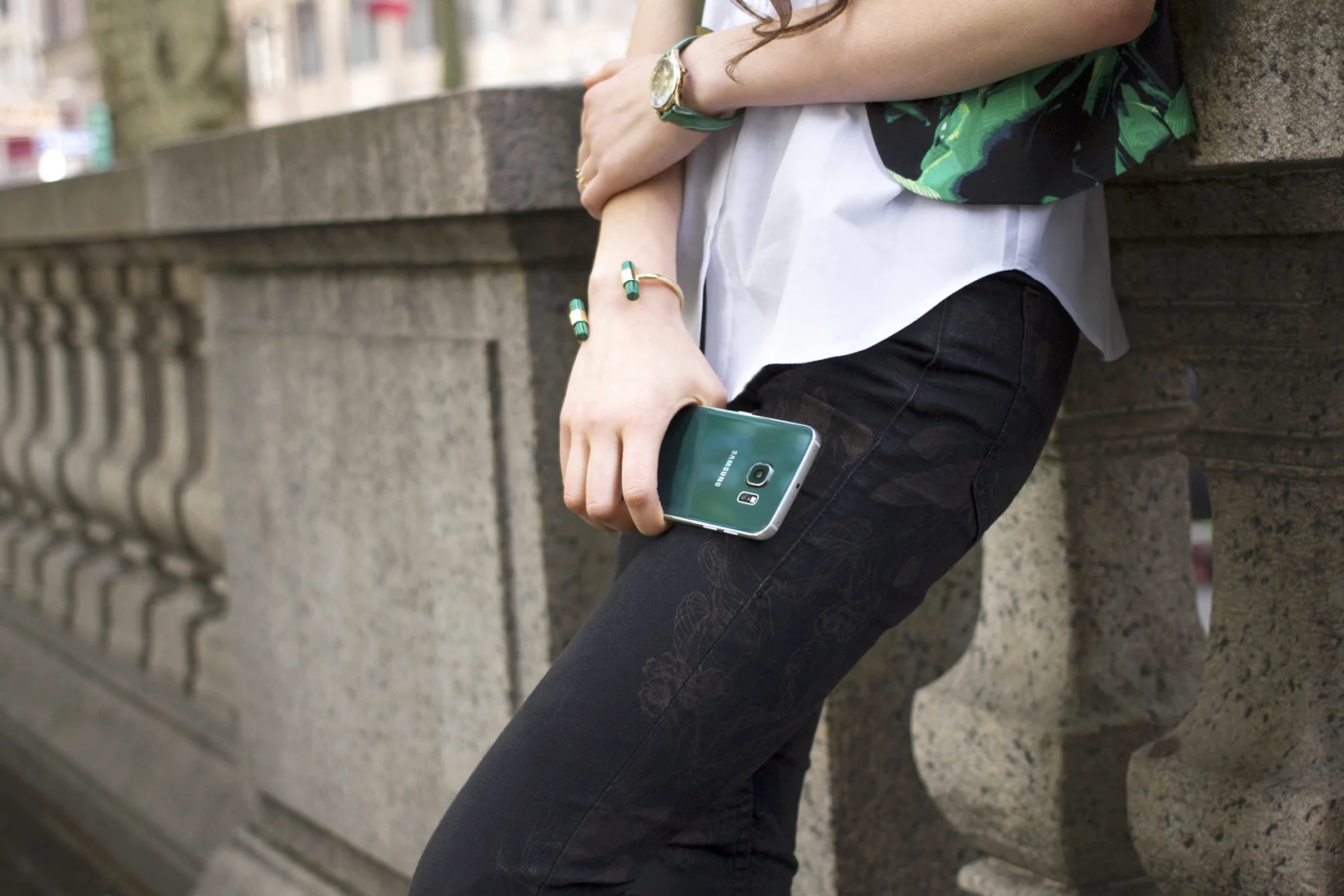S6_1-Emerald_FB_Leg-Lean_V1.jpg