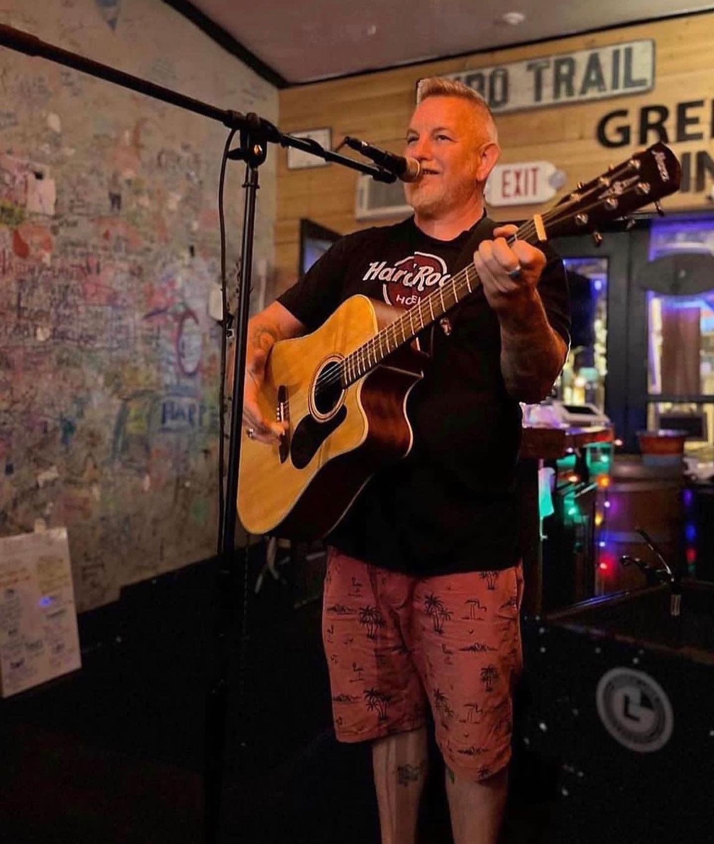THIS WEEKEND:

Thursday: Mark Mathews 7-10 PM🏖️
Friday: Andrew Katter 8-11 PM🌄
Saturday: Tom Appleton 8-11 PM🎸

See y&rsquo;all then!🍻✨ #GREENLINEBREWERY