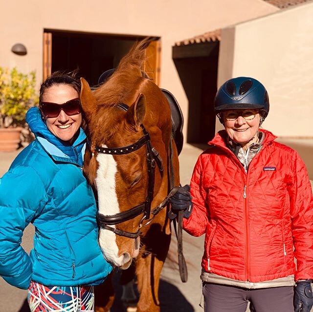 Nothing like sharing my favorite sport in the world w my mom, who is the strongest, most kind human I know.  78 and she&rsquo;s still riding!!!! &hearts;️. #ighanisporthorses 
#equestrianlover 
#horsewomen
#horsebackriders
#horseloverforever
#equestr