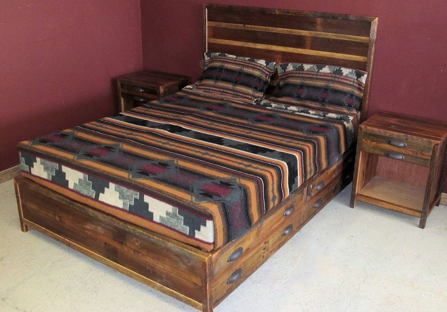 Rustic Barnwood & Log Bedroom Furniture   Vienna Woodworks
