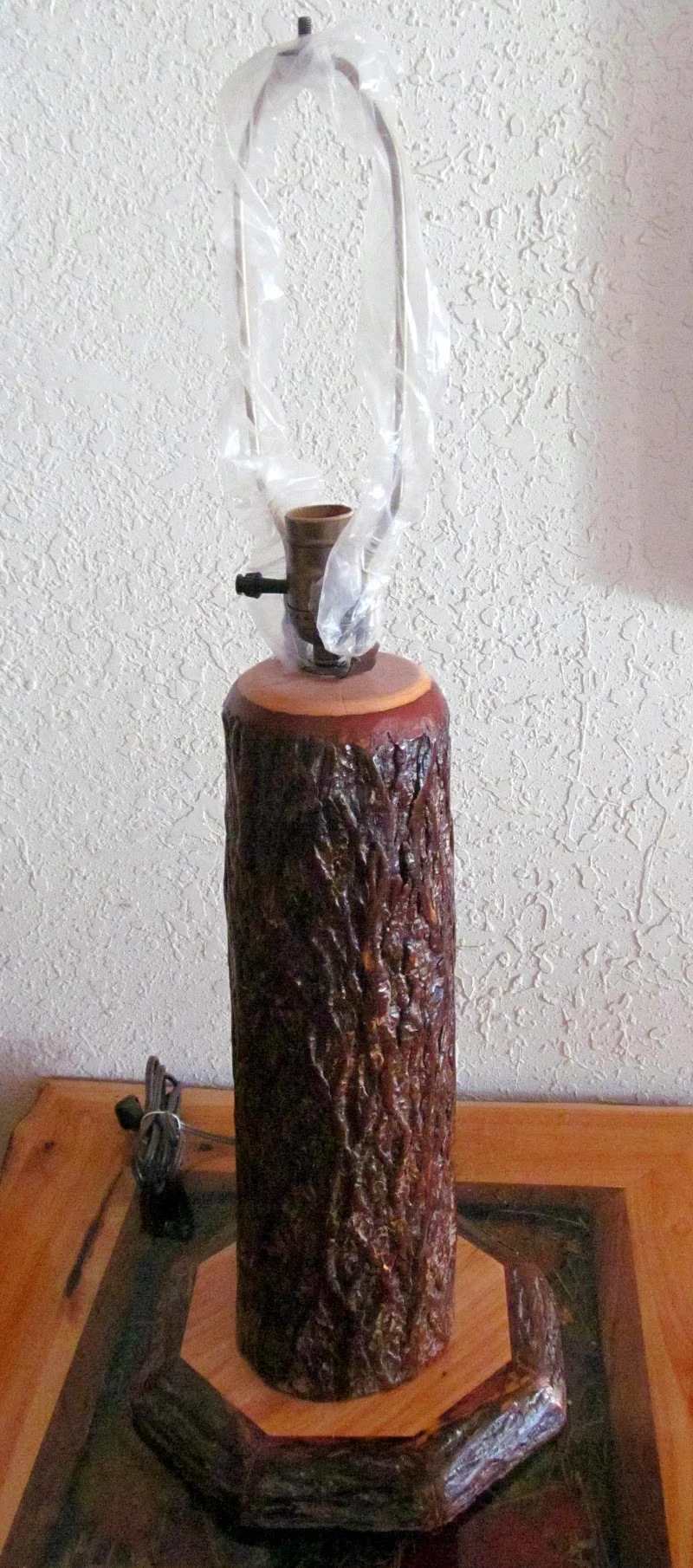hickory-log-lamp3.jpg