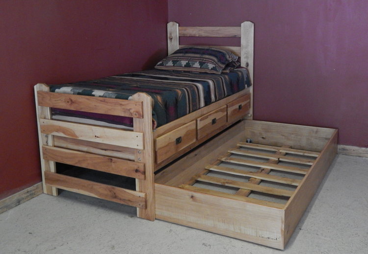 Rustic Hickory Trundle Bed Twin, Wooden Twin Bed With Trundle