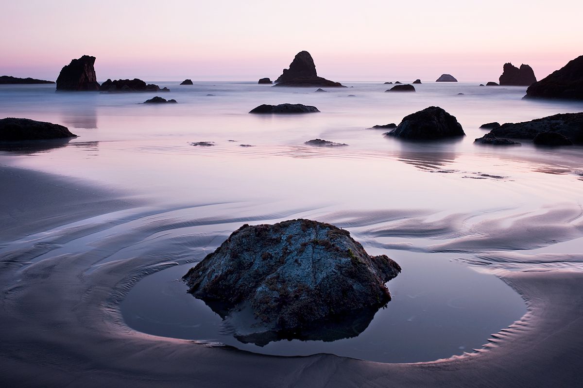 Inspired by … Ocean tides. Photo by Micha Pawlitzki.
