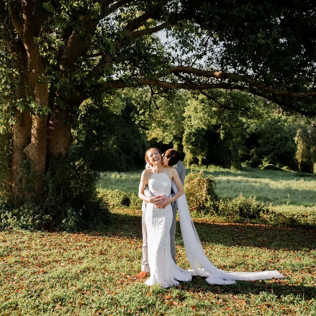 It's so easy to love you.

#brisbaneweddingphotographer