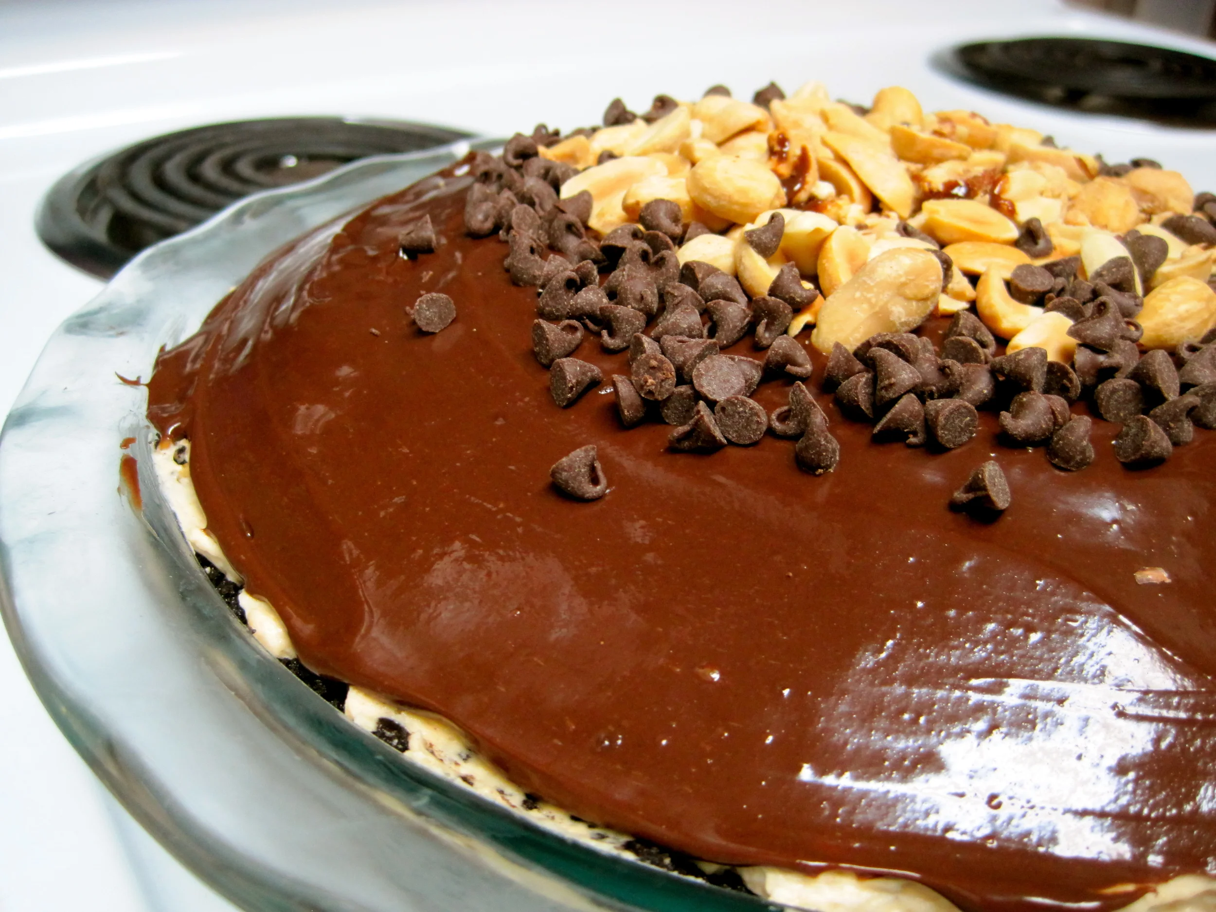 Chocolate and Peanut Butter Mousse Pie