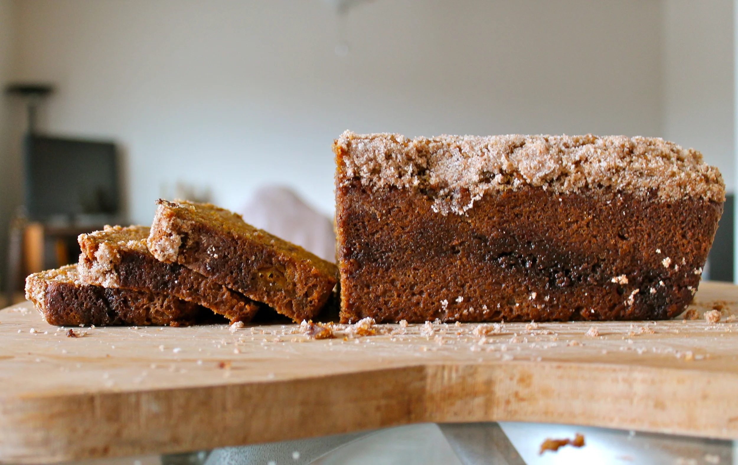 (Veganish) Pumpkin Streusel Swirl Bread