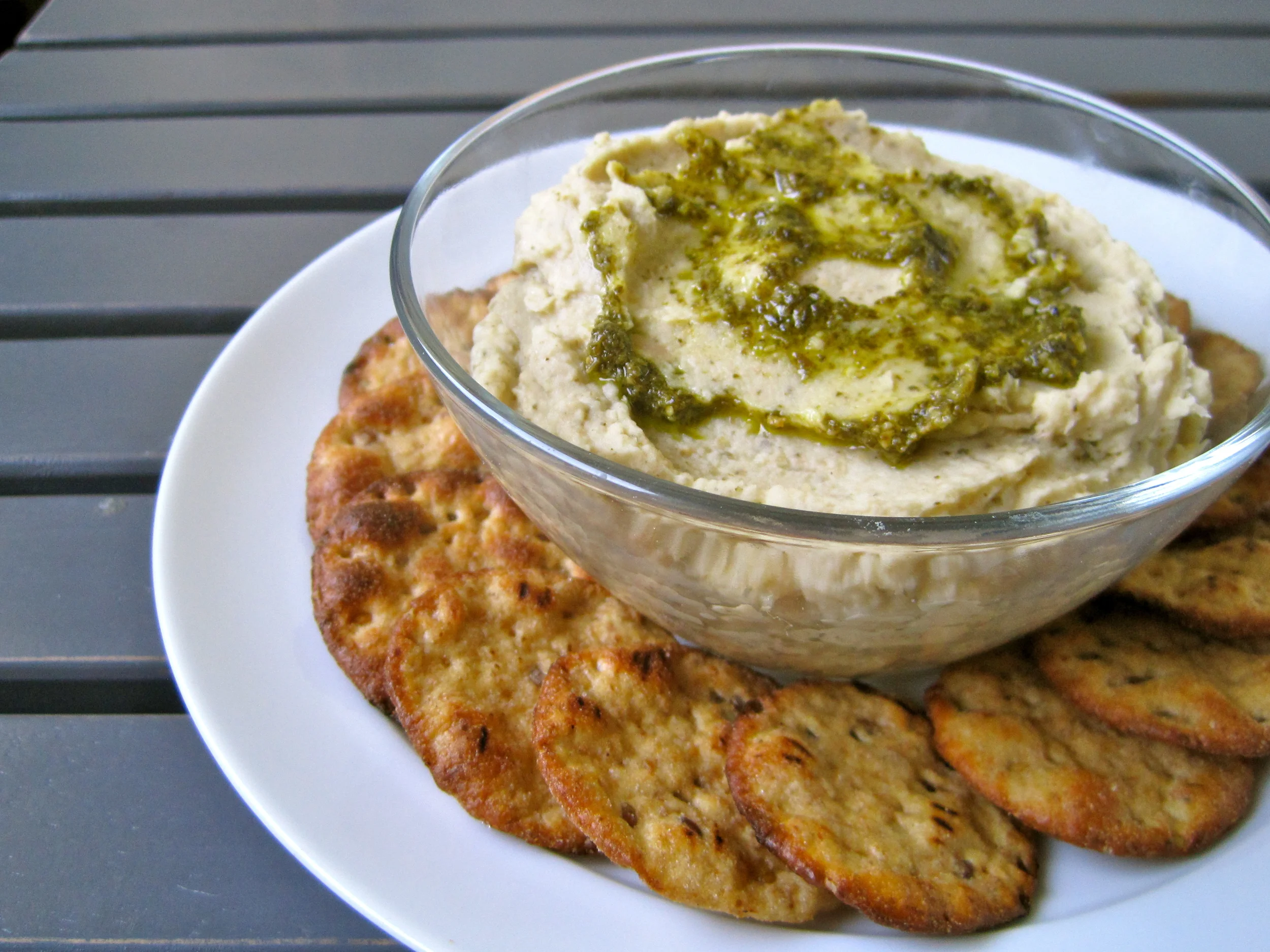 White Bean Pesto Hummus