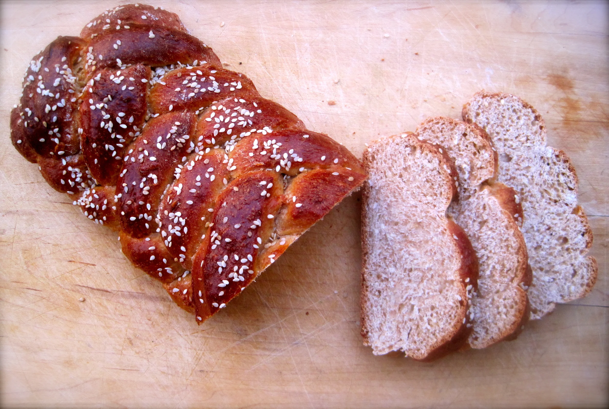 Whole Wheat Challah Bread {Daring Bakers}