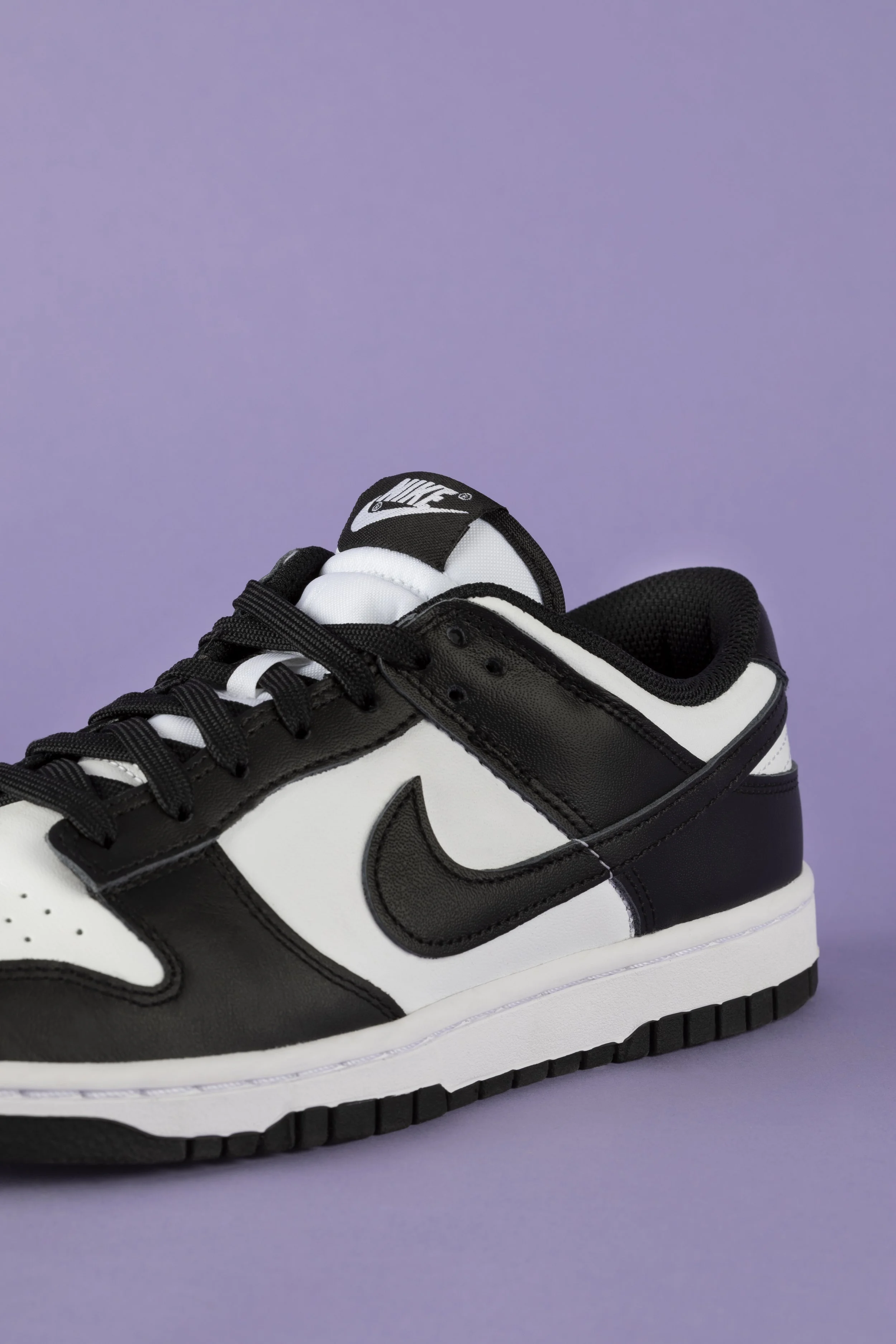 2021_Wmns Dunk Low_2.jpg