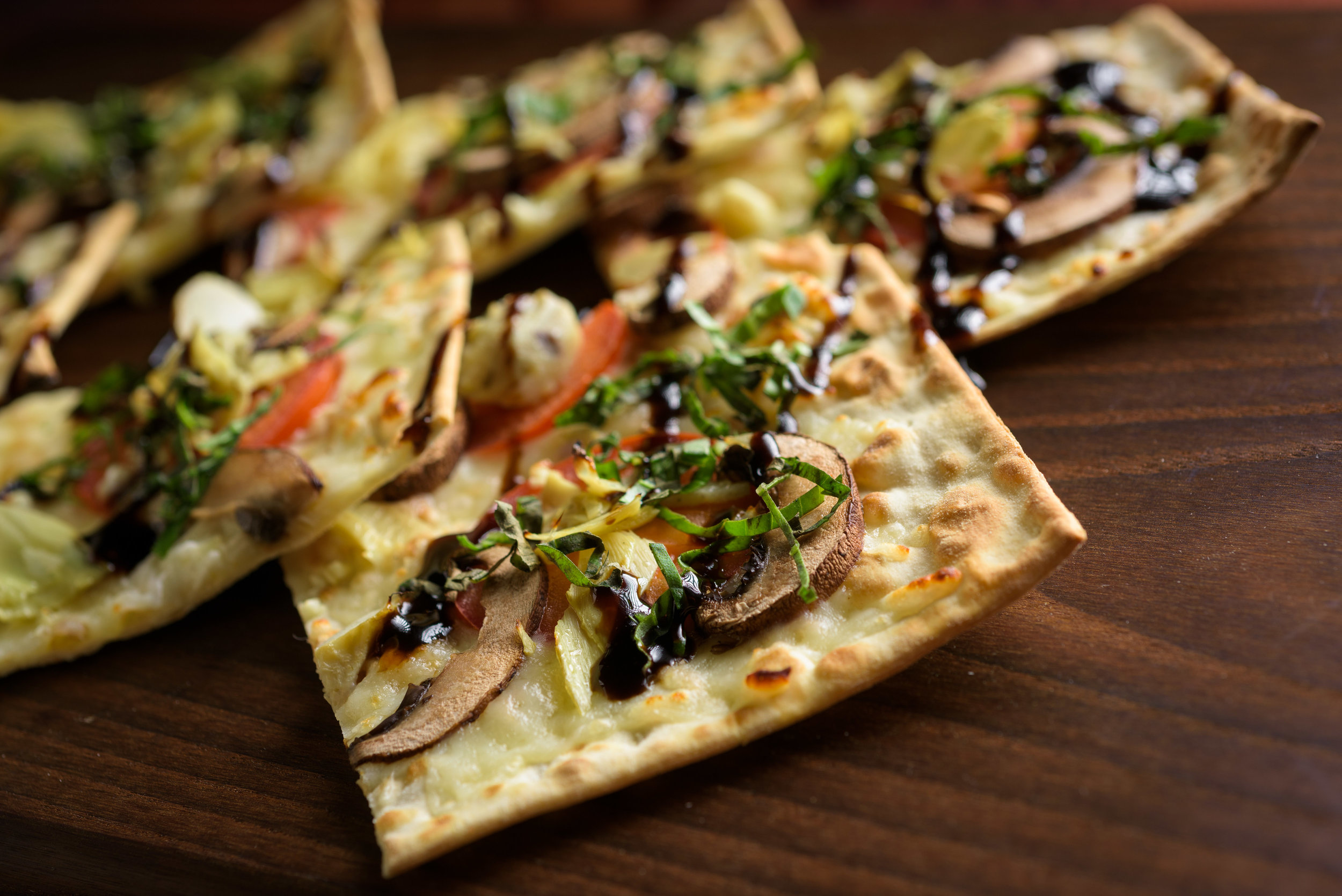 flatbread – cupertino food photos at rootstock wine bar - photos by bay area commercial photographer chris schmauch