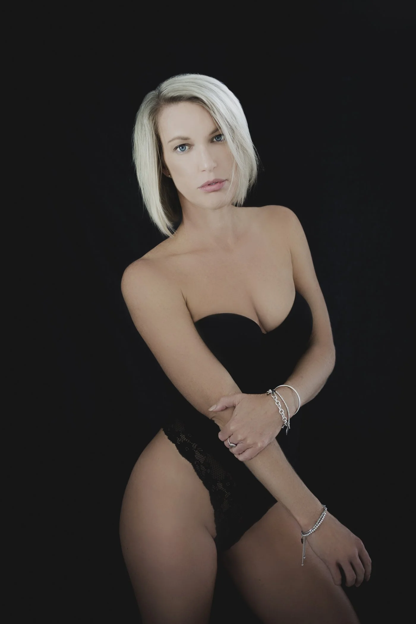 LBPH_096_SEXY_Groves_E.JPG