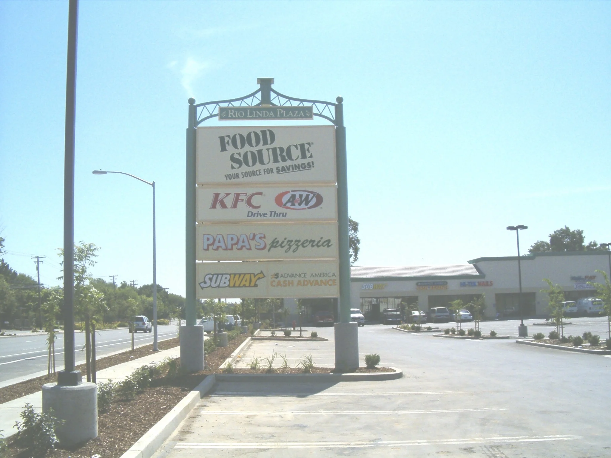 Rio Linda Plaza