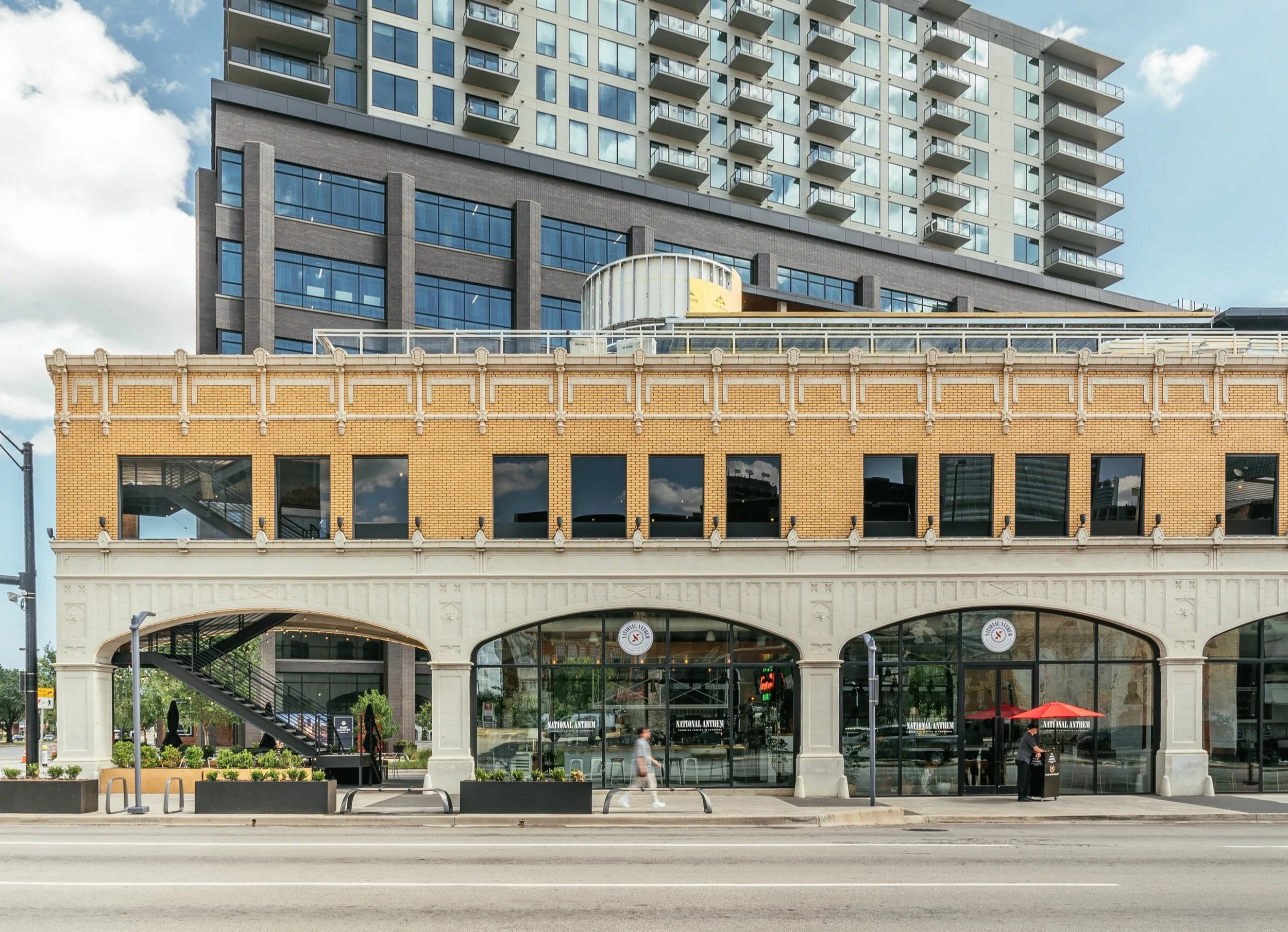 MAGNOLIA BUILDING