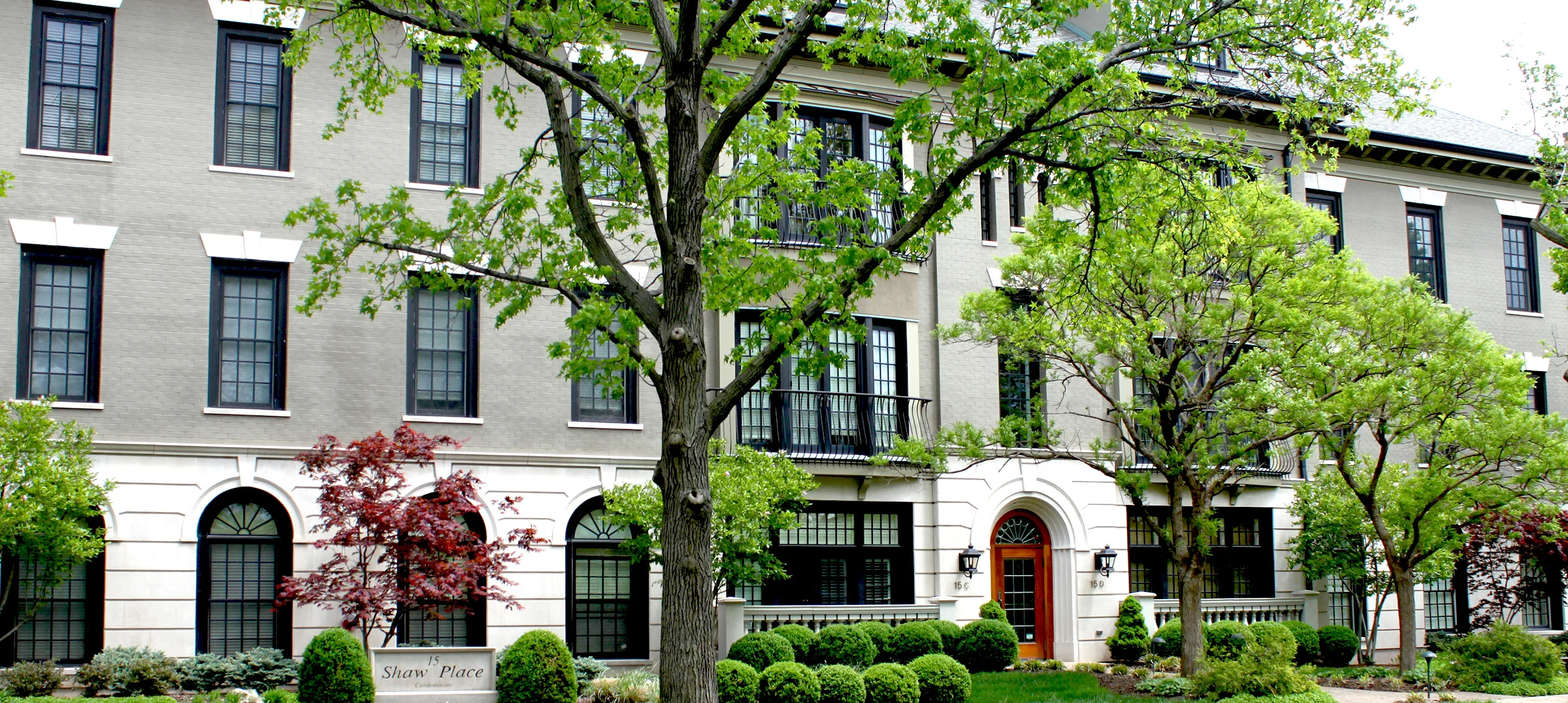 Shaw Place Condominiums - Clayton, MO