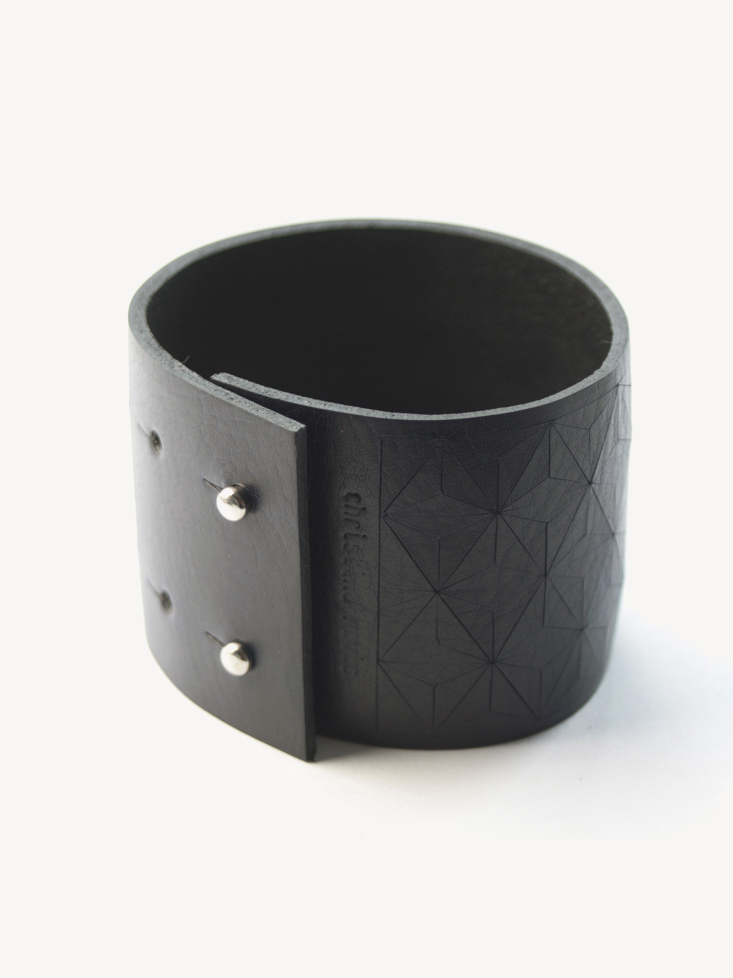 Armbandschwarz2.jpg