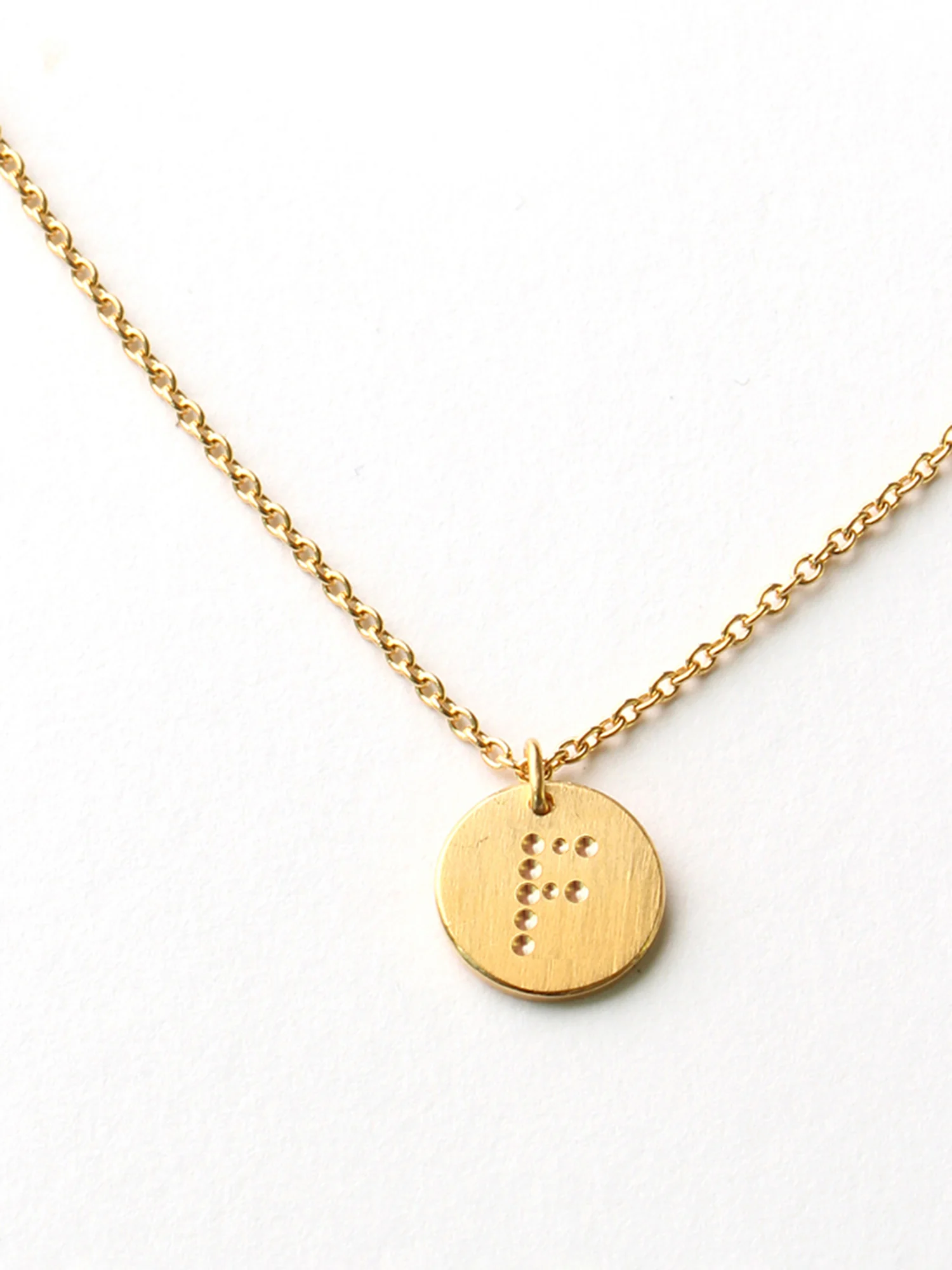 Christina-Pauls-Buchstaben-Kette-Gold-Freundschaftskette2.jpg