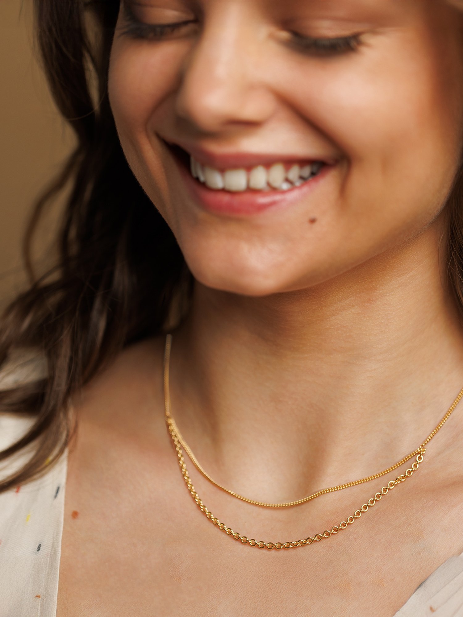 Christina-Pauls-Layering-Kette-Doppelt-Mittel-Gold4.jpg