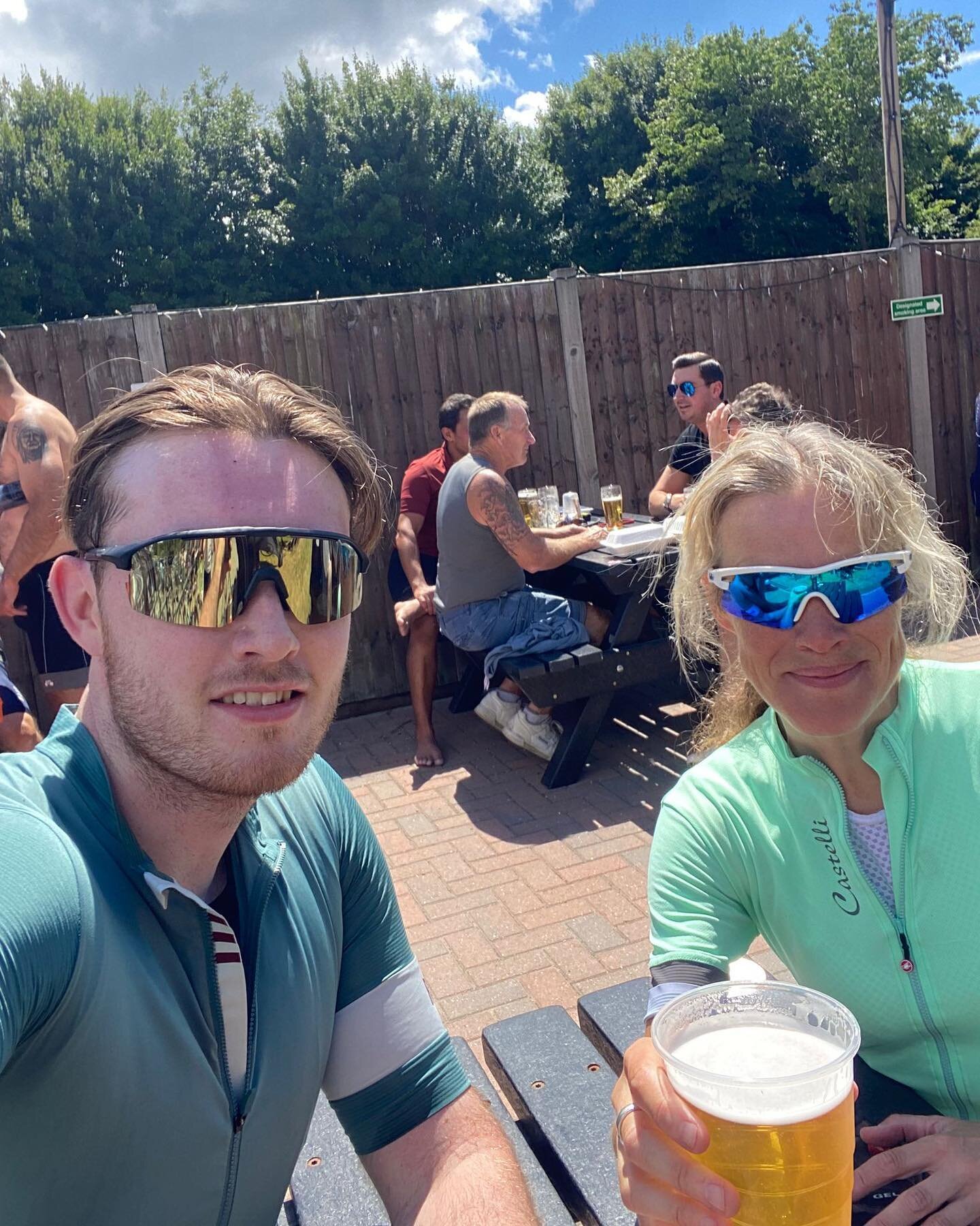 Shout out to Rory and Liz for completing the Wolfe of Westerham this morning! Chapeau team! 

#sportive #roadcycling #kent
