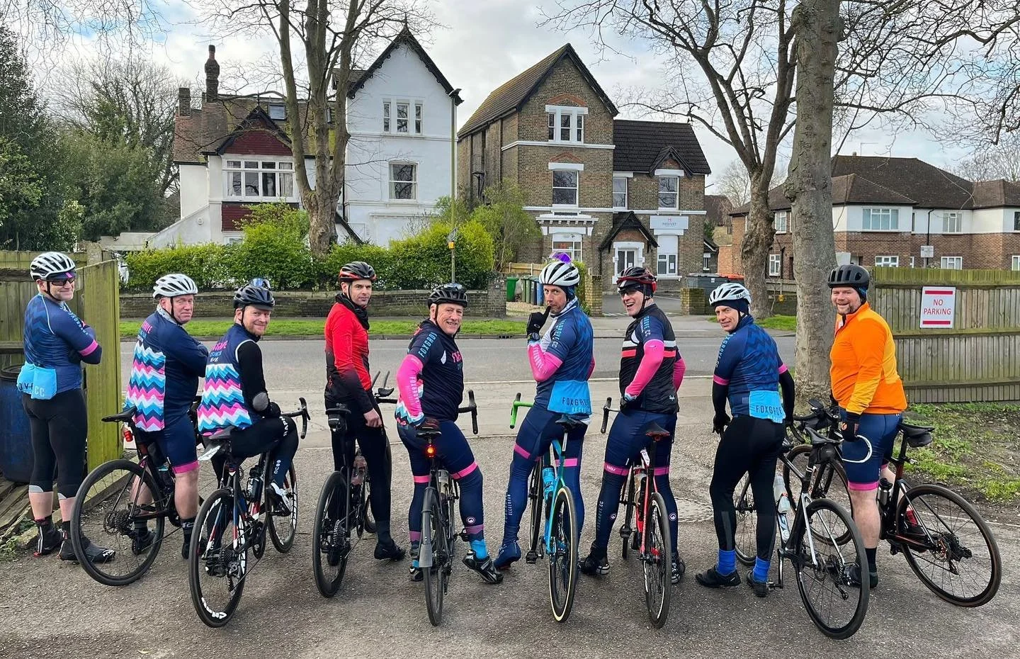 Tuesday night Foxgrove outings are back - meet at 19:15 @beckenhamsportsclub #cycling #roadbikes #clubcycling #tuesdaynight #beckenham