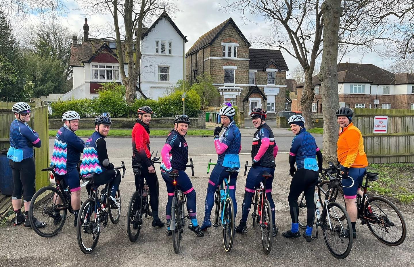 Tuesday night Foxgrove outings are back - meet at 19:15 @beckenhamsportsclub #cycling #roadbikes #clubcycling #tuesdaynight #beckenham