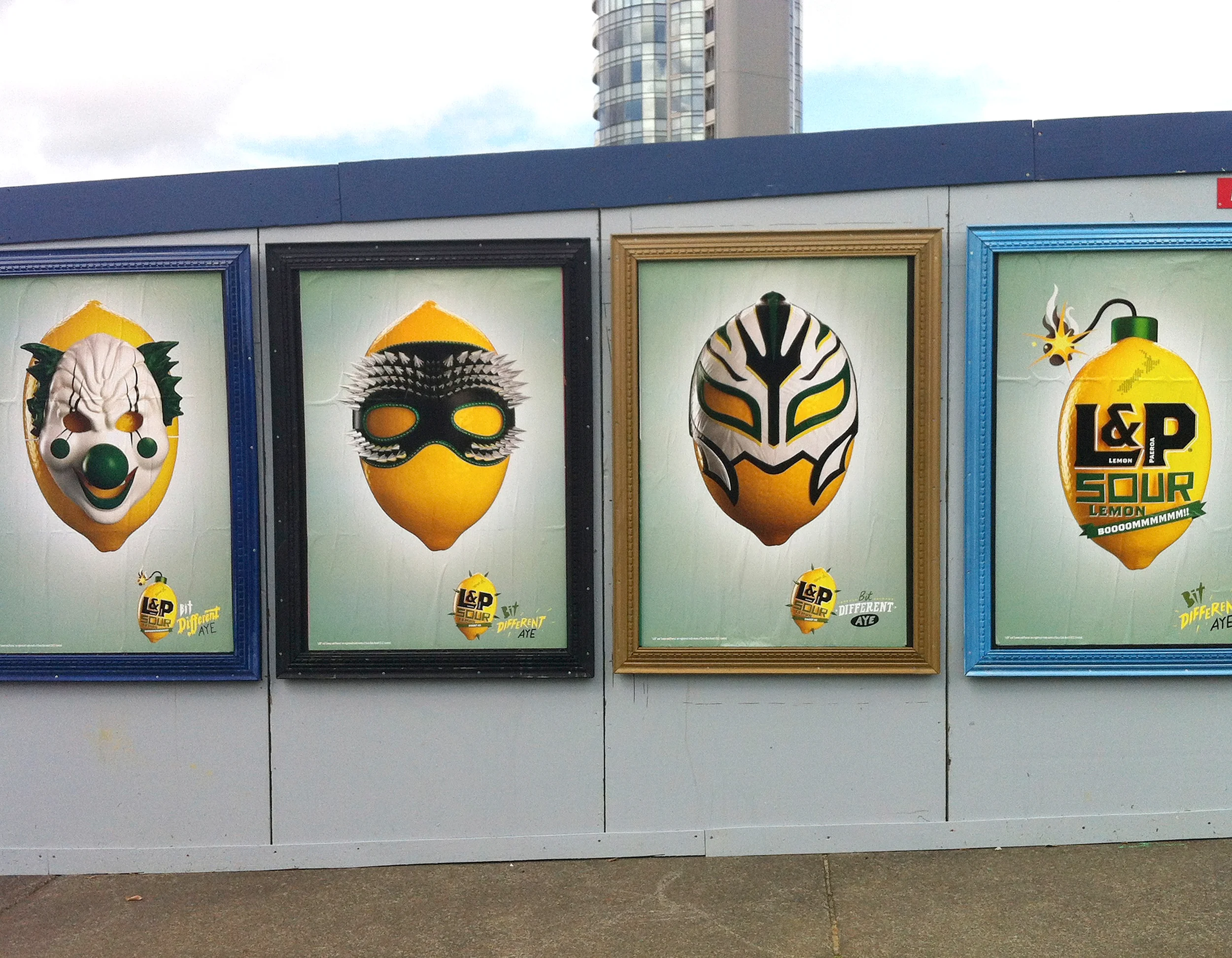  Wild Postings by Saatchi &amp; Saatchi 