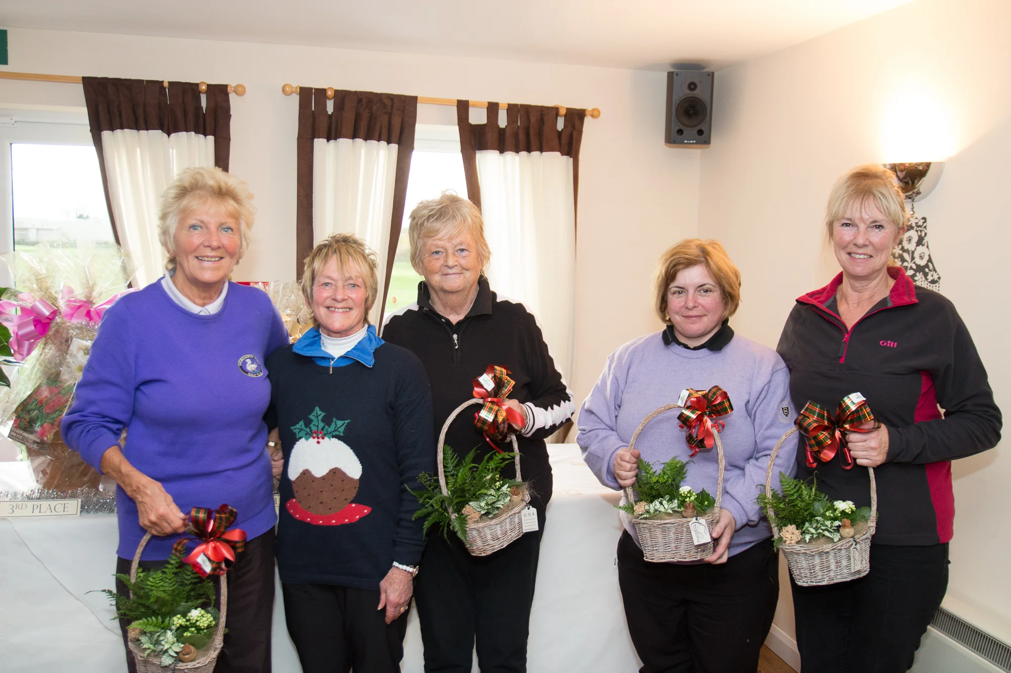2015 Ladies Xmas Am-Am-8.jpg