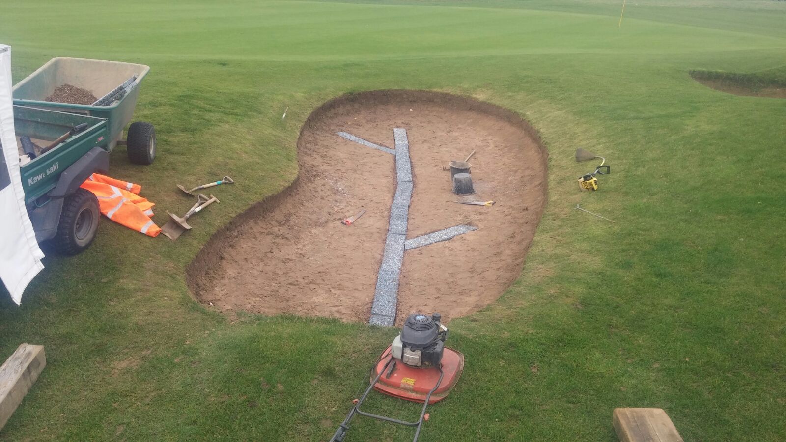Greenside Hole 1