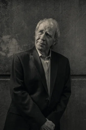 Finbar Furey announces Limerick date as part of Irish tour