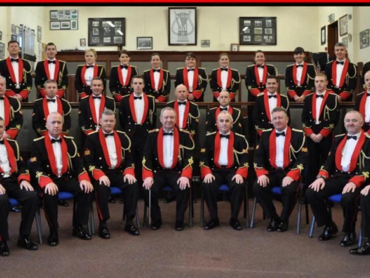 defecne band.jpg