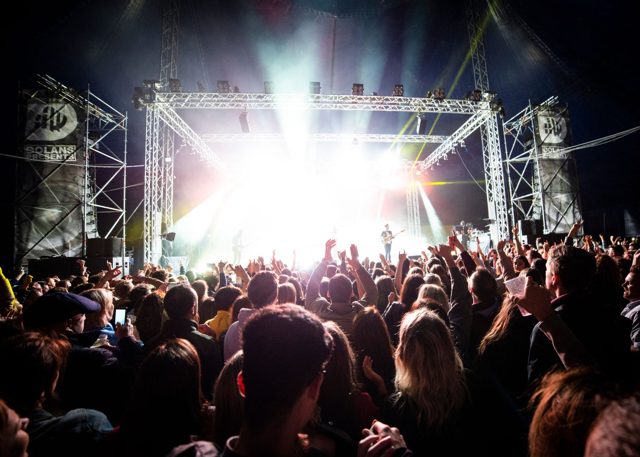 Docklands Crowd.jpg