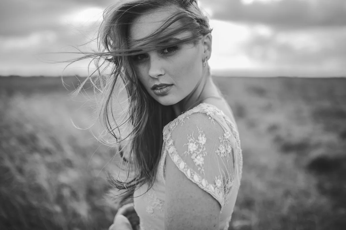 Jaimee_Bridal_Winter_Alana Taylor Photography-22.jpg