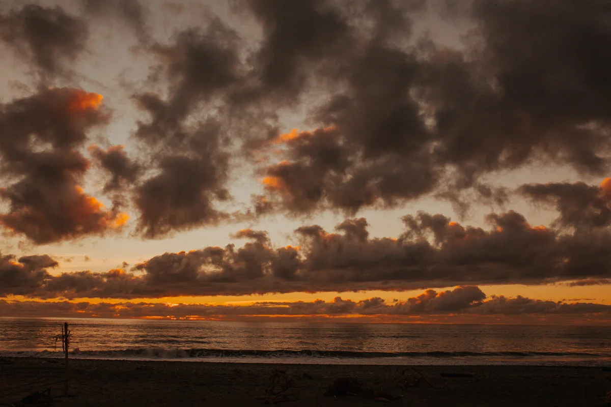 New_zealand_road_trip_westcoast_hokitika-67.jpg