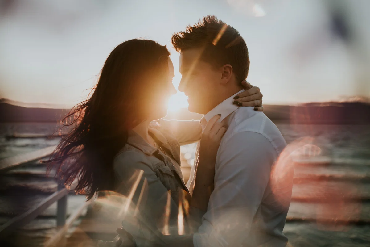 Reece & Charlotte_E-session_Lake_illawarra-51.jpg