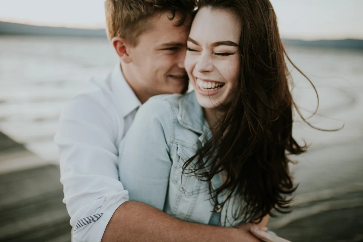 Reece & Charlotte_E-session_Lake_illawarra-80.jpg