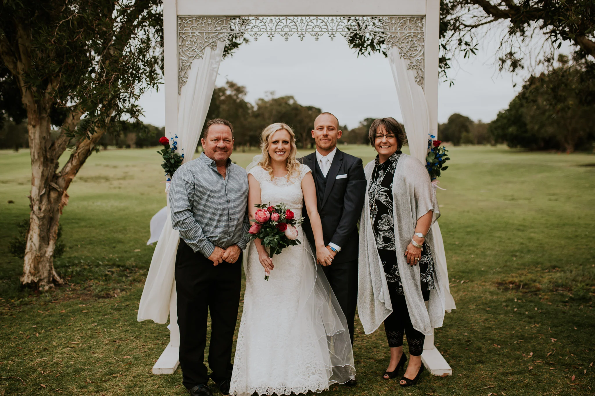 Shanan & Traci_Portkembla Golf Course Wedding-40.jpg