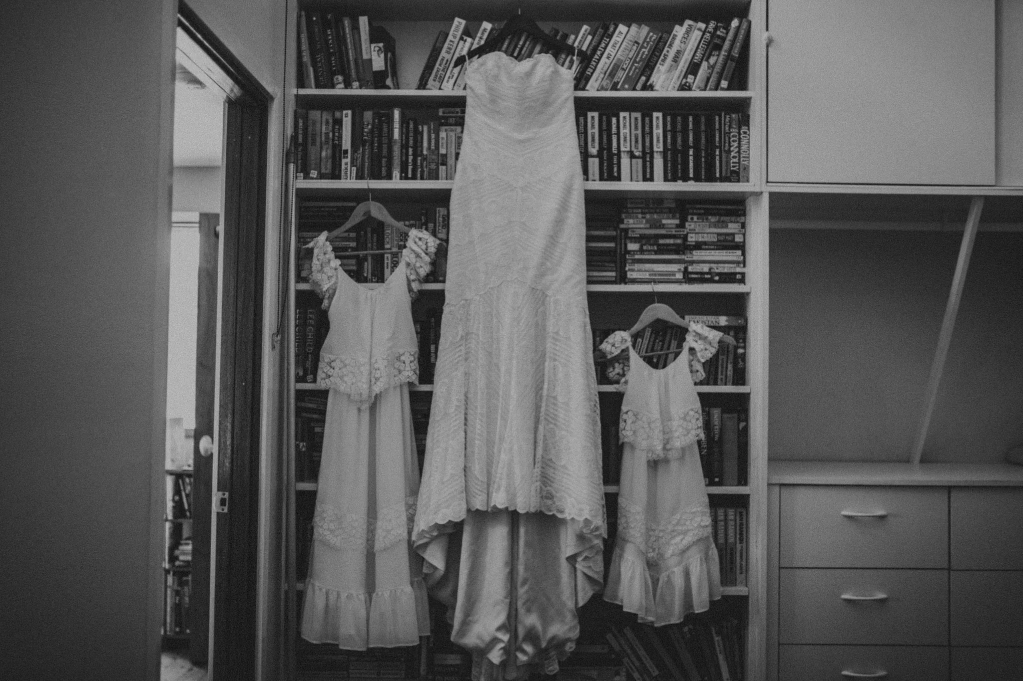 Tara_Luke_Jamberoo_Honey_farm_wedding-16.jpg